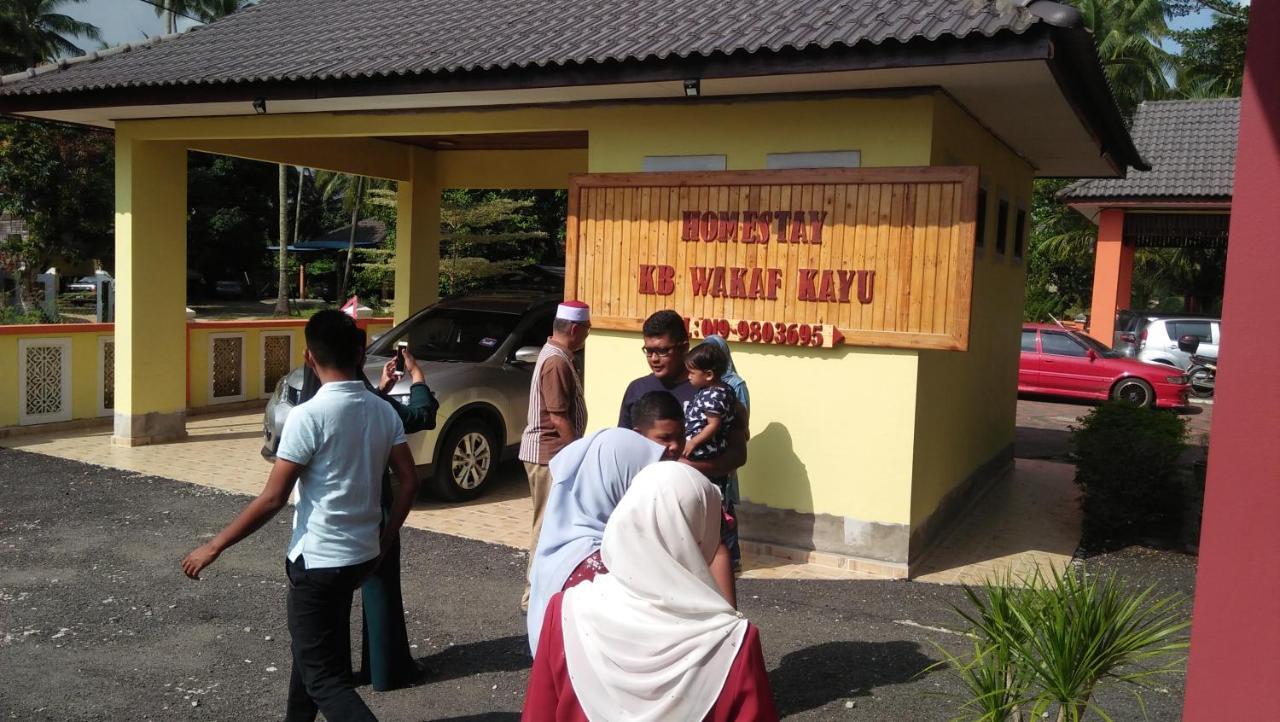 Chalet Kb Wakaf Kayu Kota Bharu Exterior photo